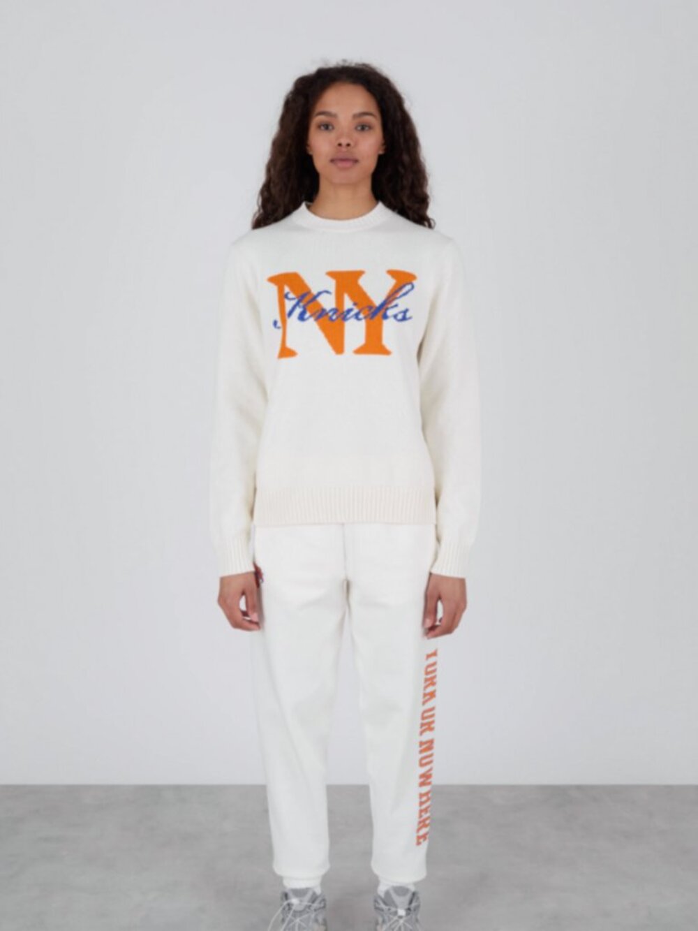 Knicks Rafters Sweater - Picture 2 of 5